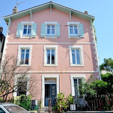 Gambetta Stylish 2 Bedrooms Apartment - Between Beach & Fresh Market ビアリッツ エクステリア 写真