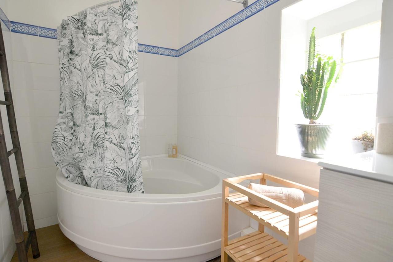 Gambetta Stylish 2 Bedrooms Apartment - Between Beach & Fresh Market ビアリッツ エクステリア 写真
